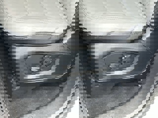 Certified 2021 Ford Explorer XLT w/ Equipment Group 202A image 13