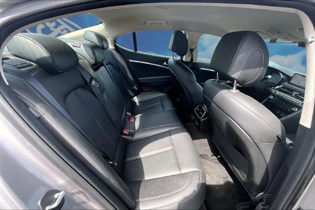 Used 2025 Genesis G70 2.5T RWD image 24