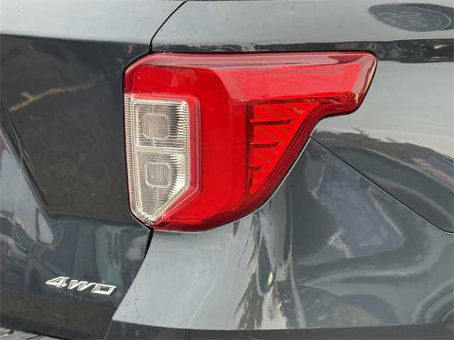 Certified 2022 Ford Explorer XLT w/ Equipment Group 202A image 30