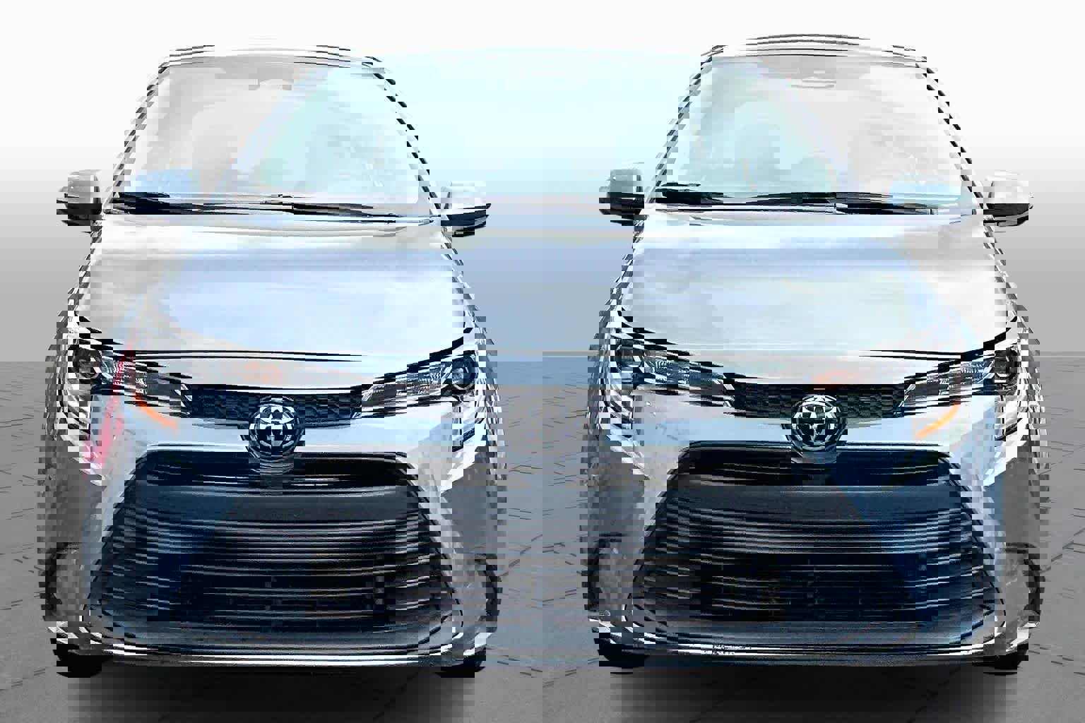 Used 2024 Toyota Corolla LE image 6