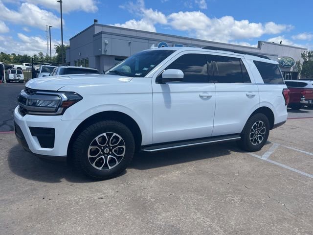 Certified 2022 Ford Expedition XLT RWD image 2