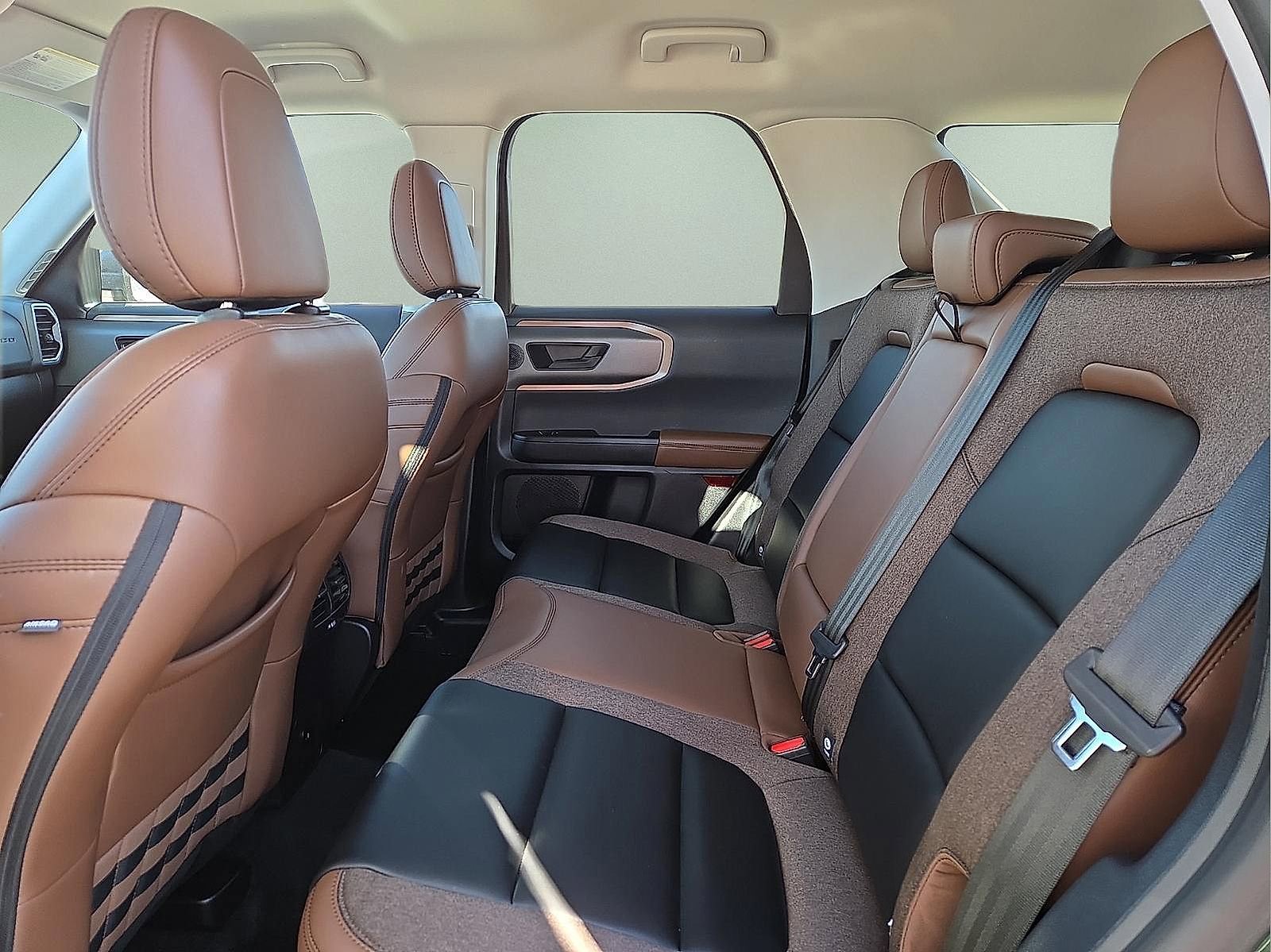 Certified 2025 Ford Bronco Sport Outer Banks w/ Outer Banks Tech Package+ image 10