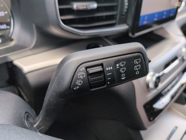 Certified 2023 Ford Explorer XLT w/ Equipment Group 202A AWD/4WD image 40