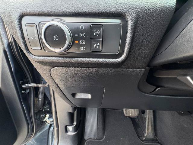 Certified 2022 Ford Explorer XLT w/ Equipment Group 202A AWD/4WD image 18