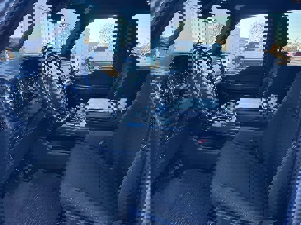 Certified 2022 Ford F150 XLT w/ Equipment Group 302A High image 23