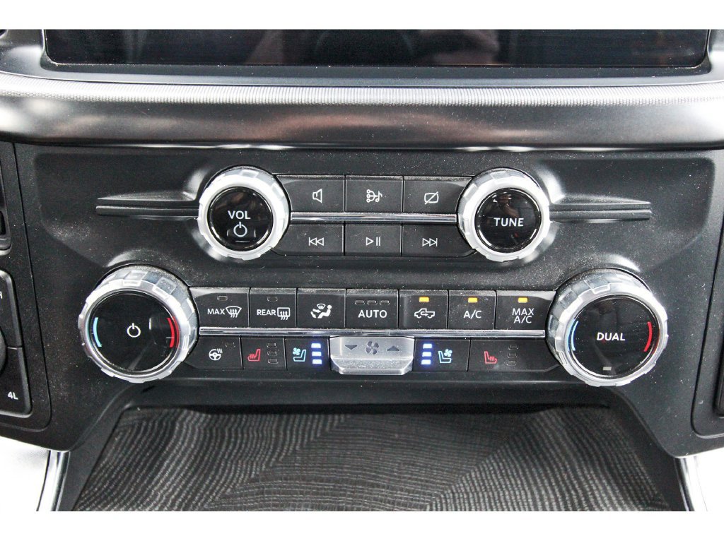 Certified 2022 Ford F150 Platinum w/ Equipment Group 701A High AWD/4WD image 31