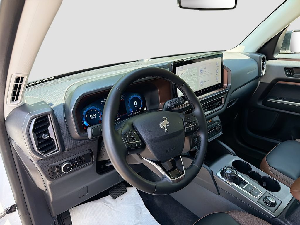 Certified 2025 Ford Bronco Sport Outer Banks w/ Outer Banks Tech Package+ AWD/4WD image 9