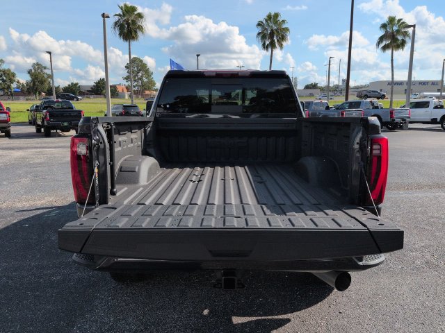 Used 2025 GMC Sierra 2500 Denali Ultimate AWD/4WD image 13
