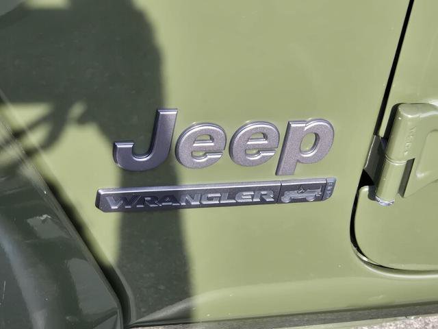 Used 2021 Jeep Wrangler Unlimited Sport AWD/4WD image 11