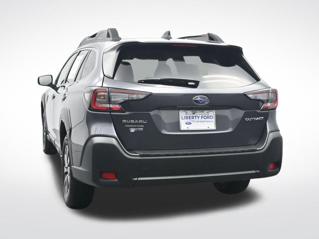 Used 2025 Subaru Outback Premium AWD/4WD image 9