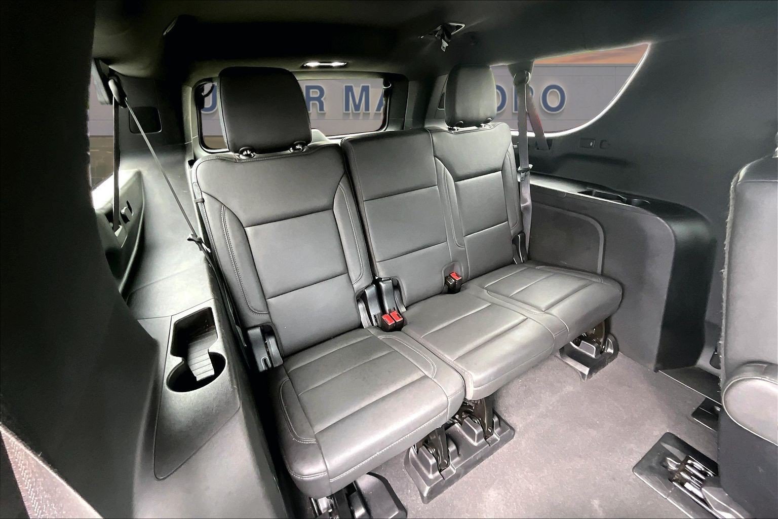 Used 2022 Chevrolet Suburban Z71 w/ Luxury Package AWD/4WD image 28