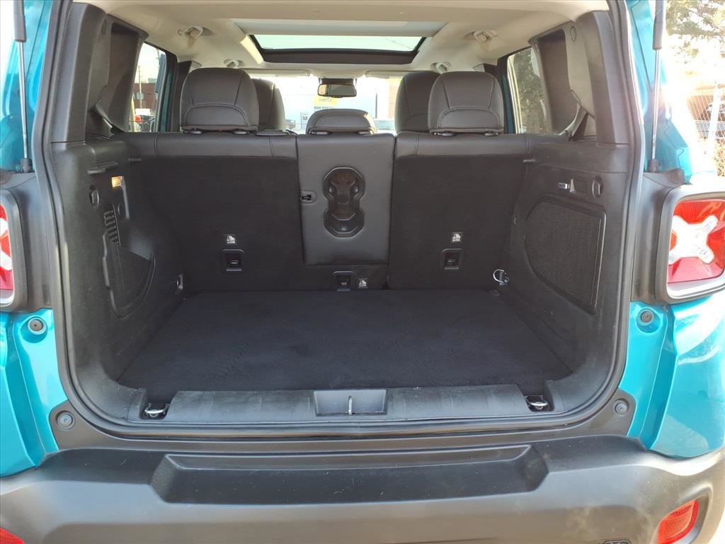 Used 2021 Jeep Renegade Limited w/ Sun & Sound Group image 10