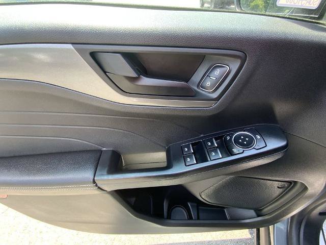 Certified 2025 Ford Escape Active AWD/4WD image 21