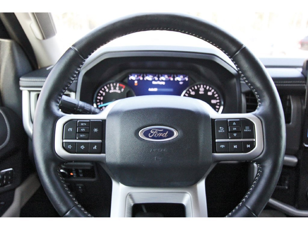 Certified 2024 Ford Expedition Max XLT RWD image 18