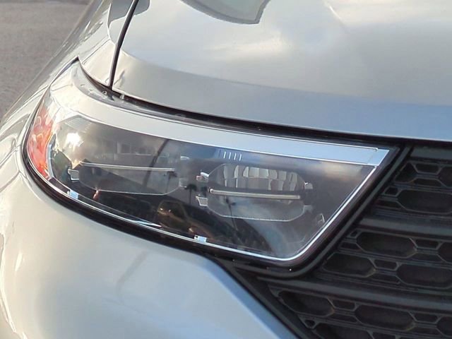 Certified 2023 Ford Explorer 2WD image 10