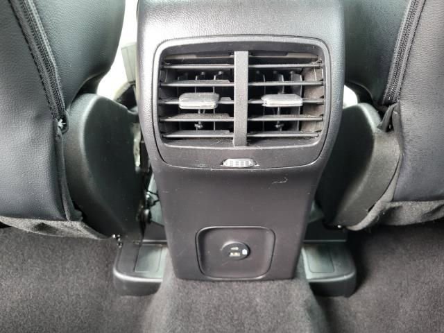 Certified 2022 Ford Escape Titanium image 17