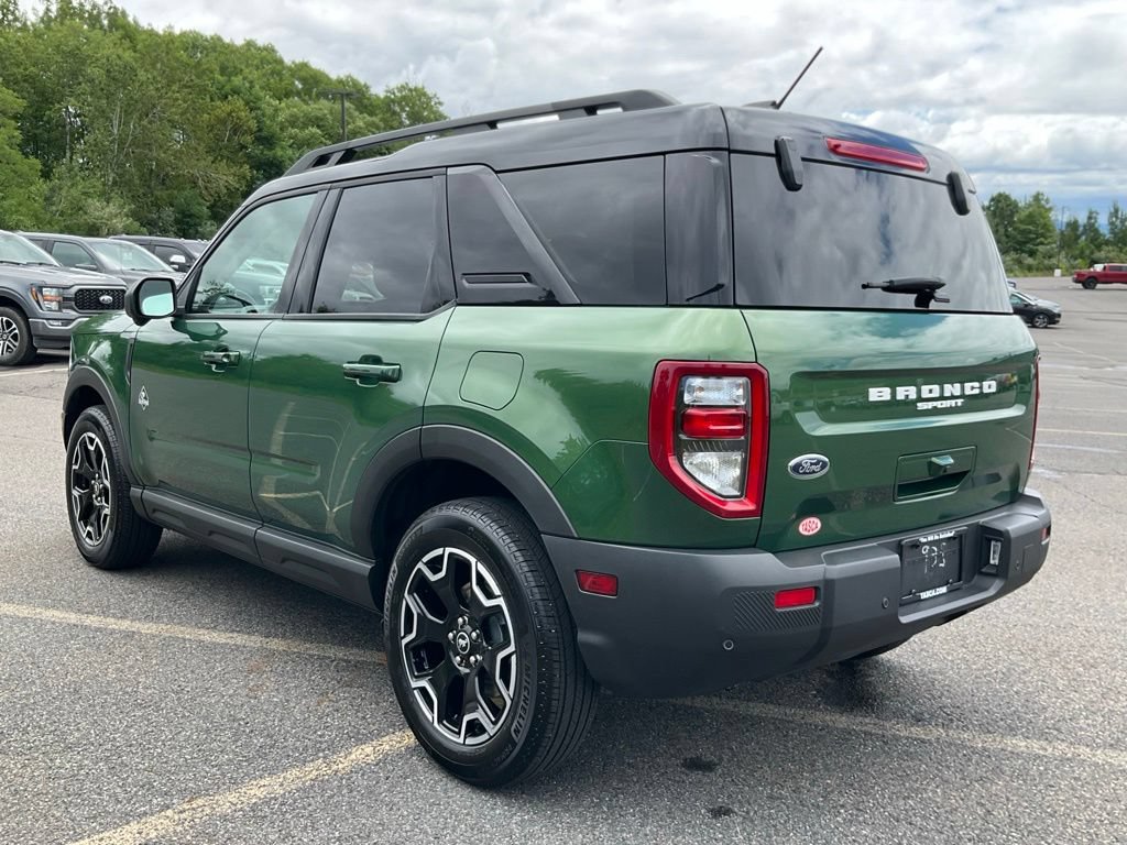 Certified 2025 Ford Bronco Sport Outer Banks w/ Outer Banks Tech Package+ AWD/4WD image 28