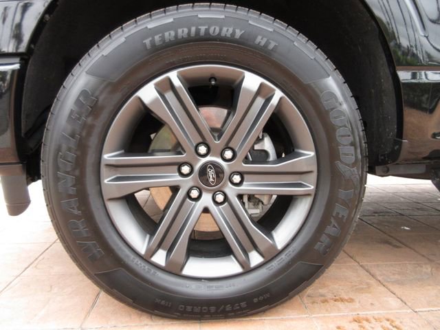 Certified 2023 Ford F150 Lariat w/ Max Trailer Tow Package AWD/4WD image 8
