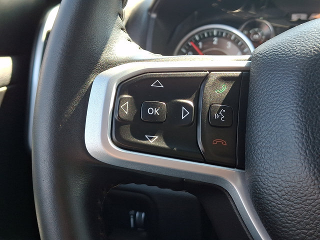 Used 2021 RAM 1500 4x4 Crew Cab image 27