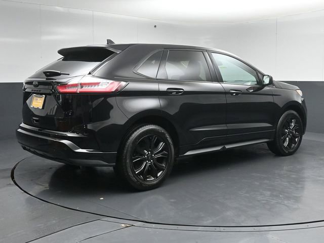 Certified 2024 Ford Edge SE w/ Black Appearance Package AWD/4WD image 7
