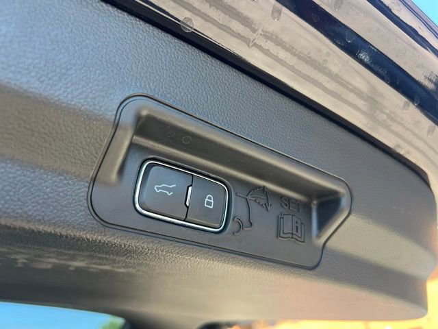 Certified 2024 Ford Explorer XLT w/ Equipment Group 202A AWD/4WD image 22