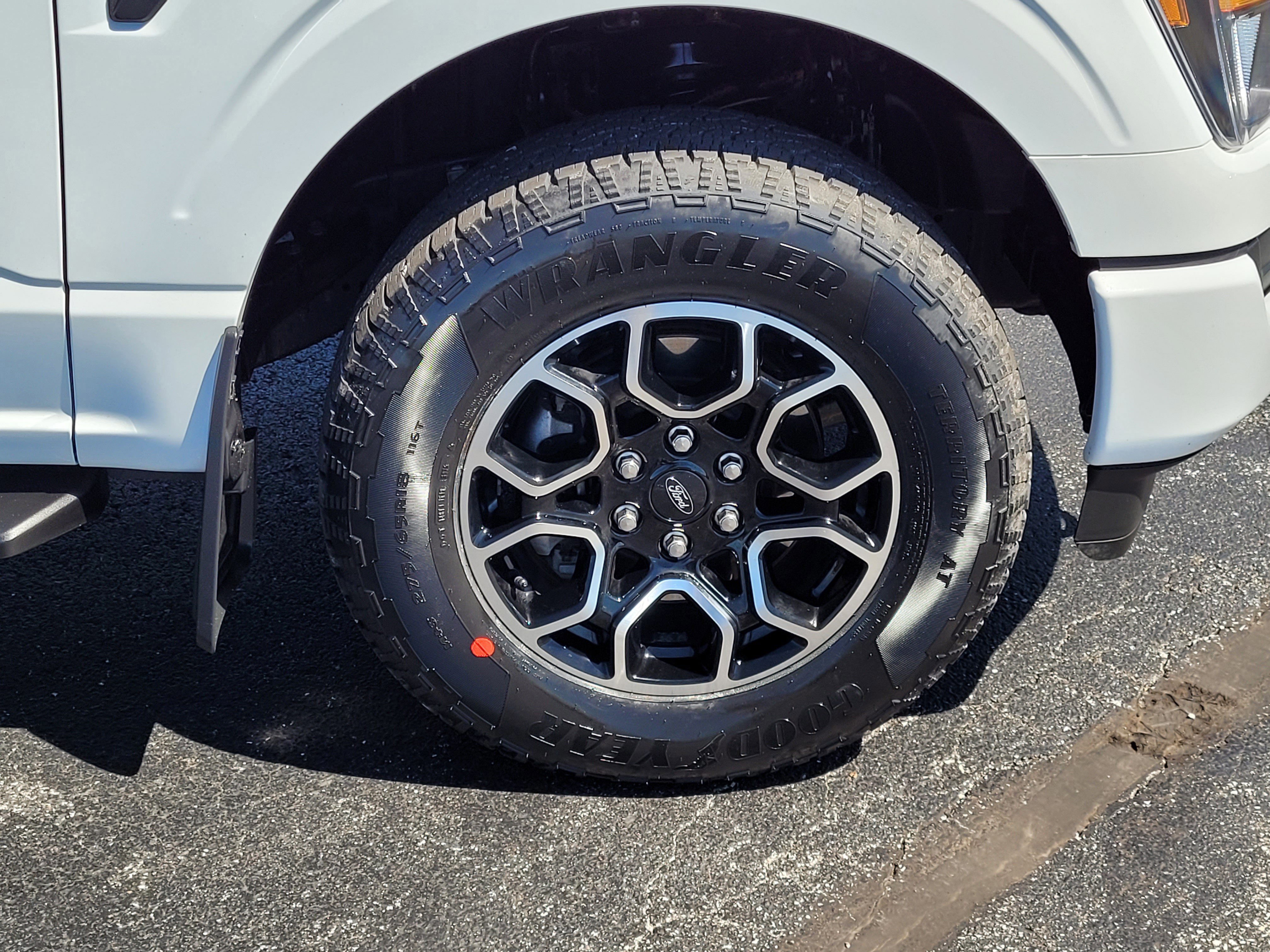 Certified 2023 Ford F150 XL w/ STX Appearance Package AWD/4WD image 11