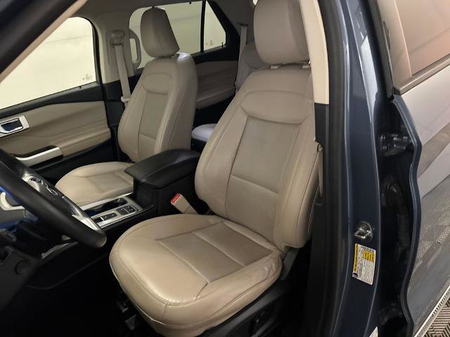 Certified 2021 Ford Explorer Limited w/ Hybrid Equipment Group 310A image 17