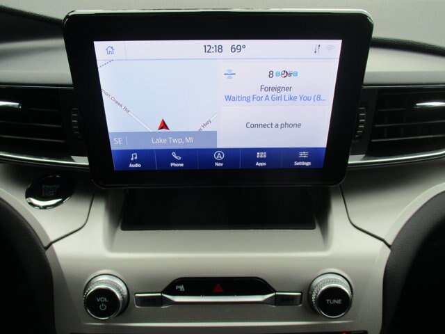 Certified 2023 Ford Explorer XLT w/ Equipment Group 202A AWD/4WD image 19