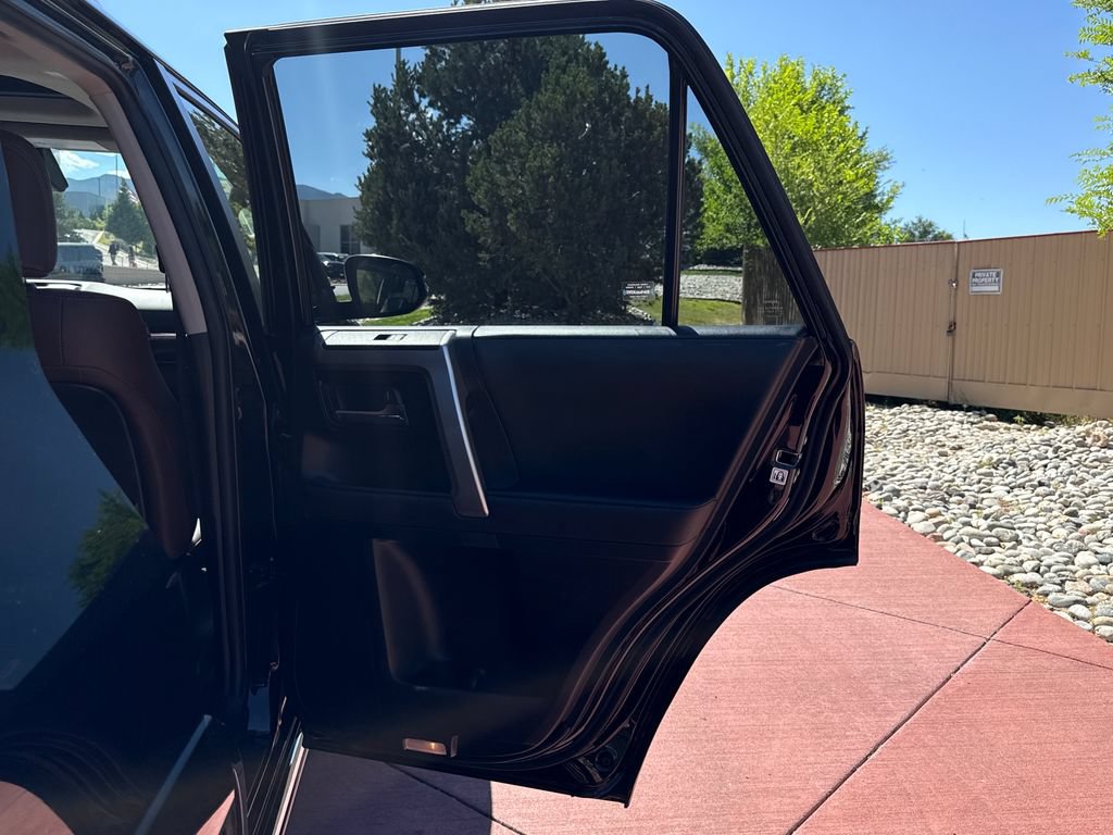Used 2024 Toyota 4Runner Limited AWD/4WD image 23