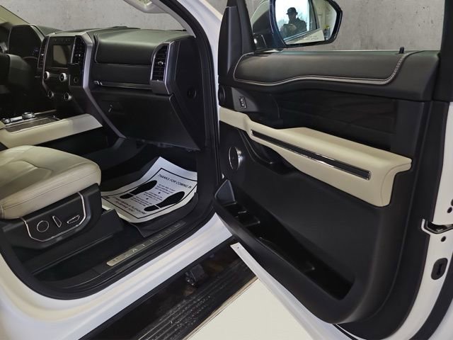 Certified 2019 Ford Expedition Platinum AWD/4WD image 14