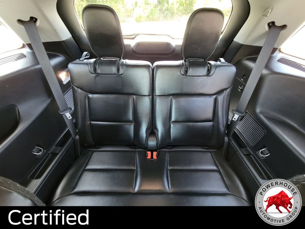 Certified 2021 Ford Explorer XLT w/ Equipment Group 202A image 18