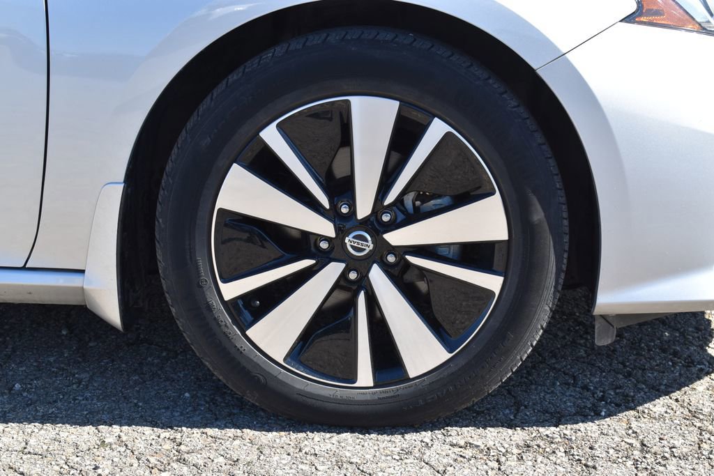 Used 2021 Nissan Altima 2.5 SV image 5