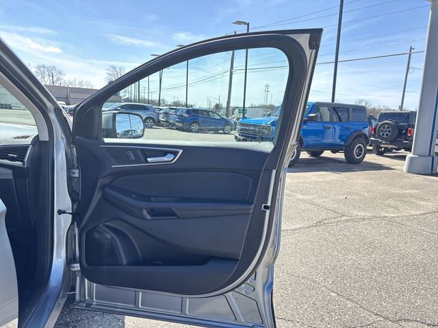 Certified 2022 Ford Edge SEL w/ Convenience Package image 18