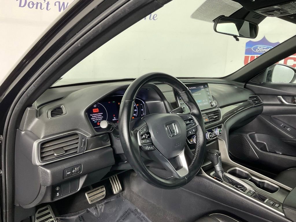 Used 2019 Honda Accord Sport image 13