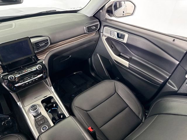 Certified 2021 Ford Explorer Limited w/ Hybrid Equipment Group 310A image 25