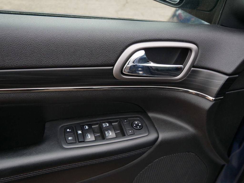 Used 2019 Jeep Grand Cherokee Limited X AWD/4WD image 14
