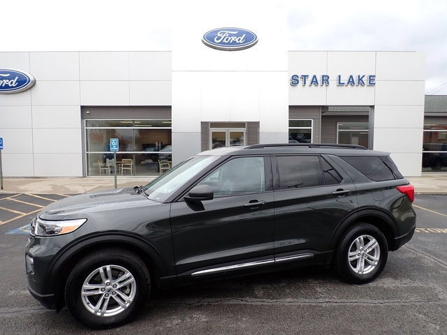 Certified 2022 Ford Explorer XLT w/ Equipment Group 202A image 6