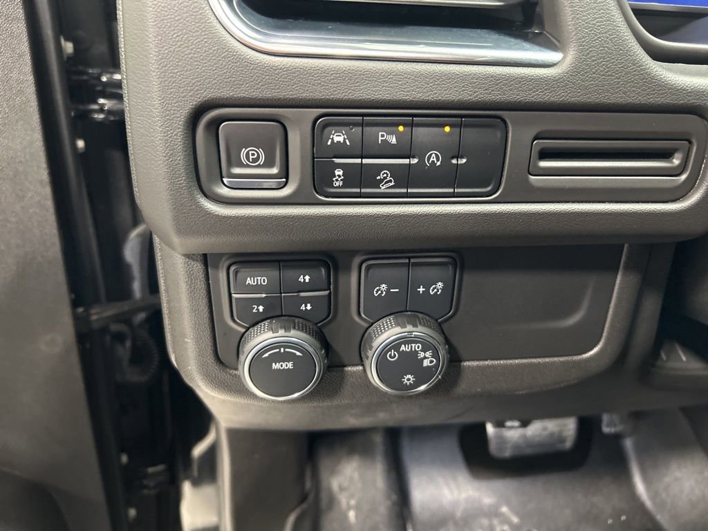 Used 2023 Chevrolet Tahoe Premier image 14