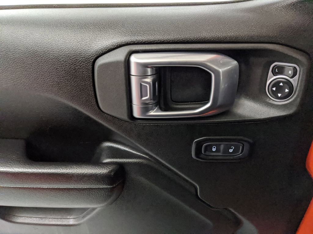 Used 2023 Jeep Wrangler Unlimited image 16