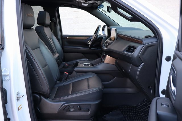 Used 2021 Chevrolet Suburban High Country image 41