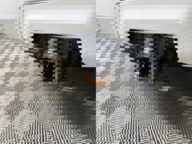 Used 2021 Toyota 4Runner SR5 Premium w/ Moonroof Package image 5