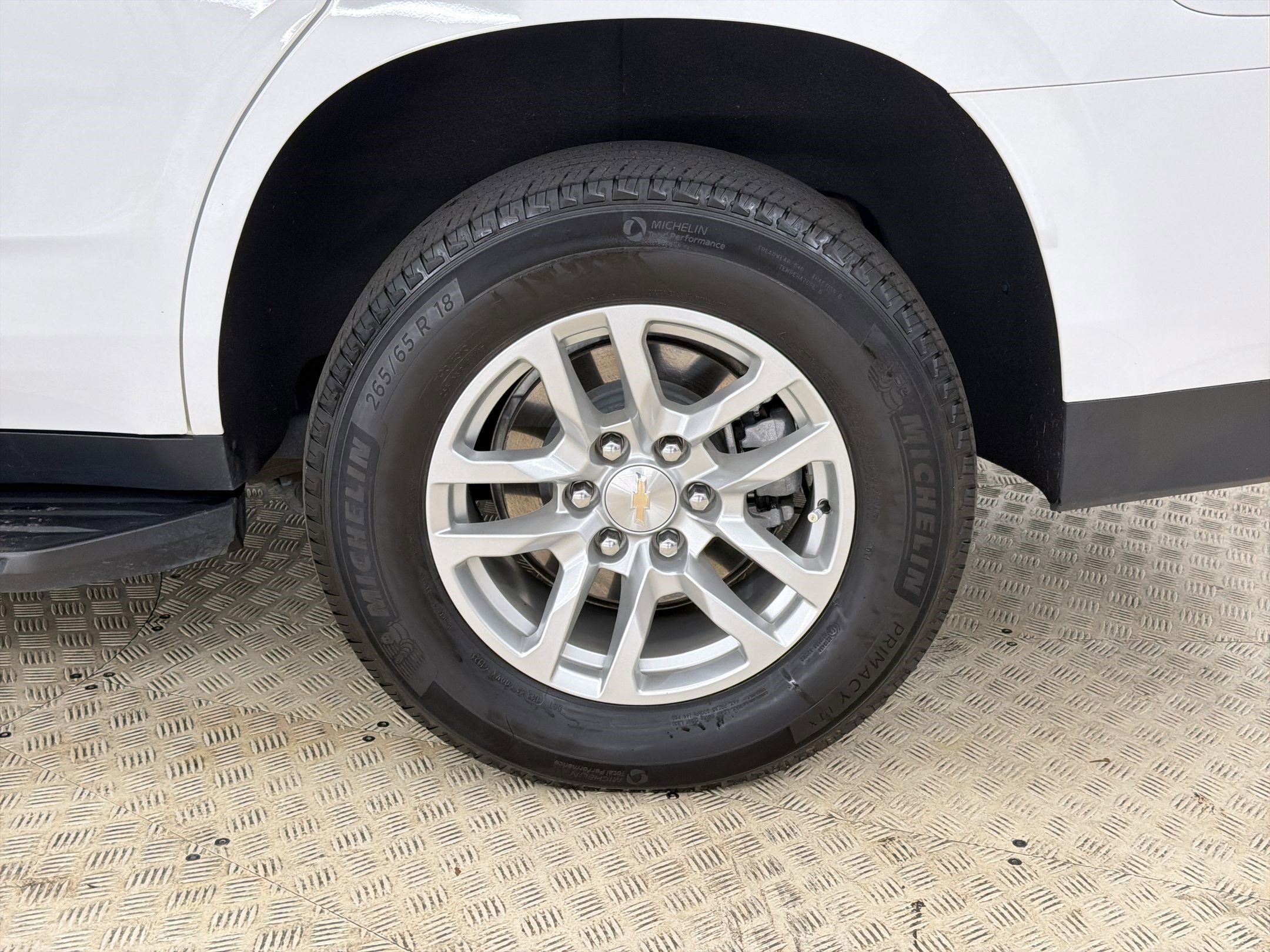 Used 2023 Chevrolet Tahoe LT w/ Luxury Package image 12