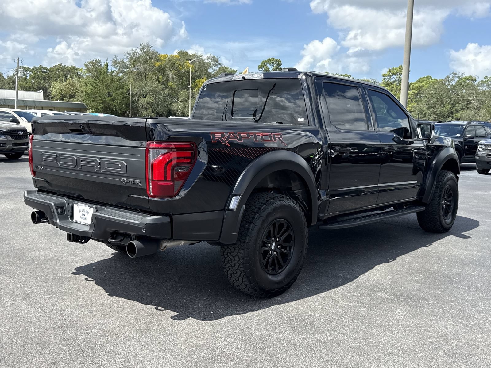 Certified 2025 Ford F150 Raptor AWD/4WD image 5