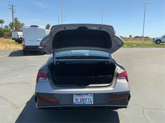 Used 2024 Hyundai Elantra SEL w/ Convenience Package FWD image 12