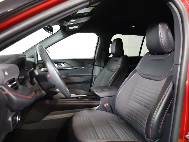 Certified 2025 Ford Explorer ST-Line w/ Premium Package image 8