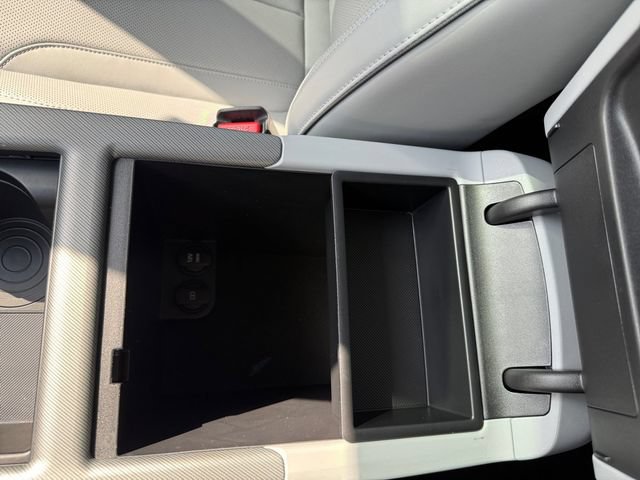 Used 2025 Hyundai Palisade SEL FWD image 26