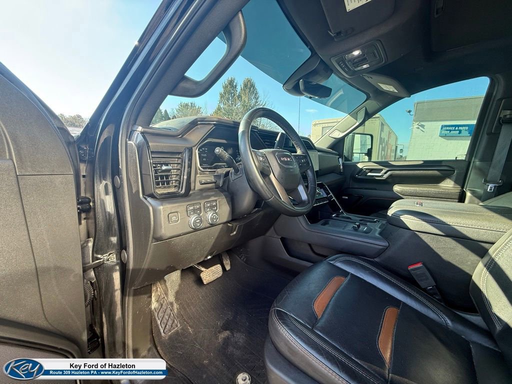 Used 2024 GMC Sierra 2500 AT4 w/ AT4 Premium Plus Package image 10