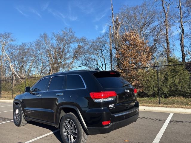Used 2017 Jeep Grand Cherokee Limited w/ Luxury Group II image 3