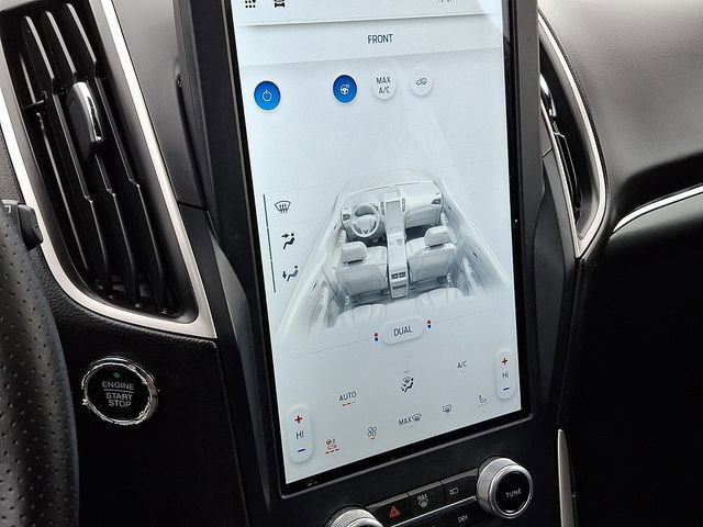 Certified 2022 Ford Edge ST-Line image 17