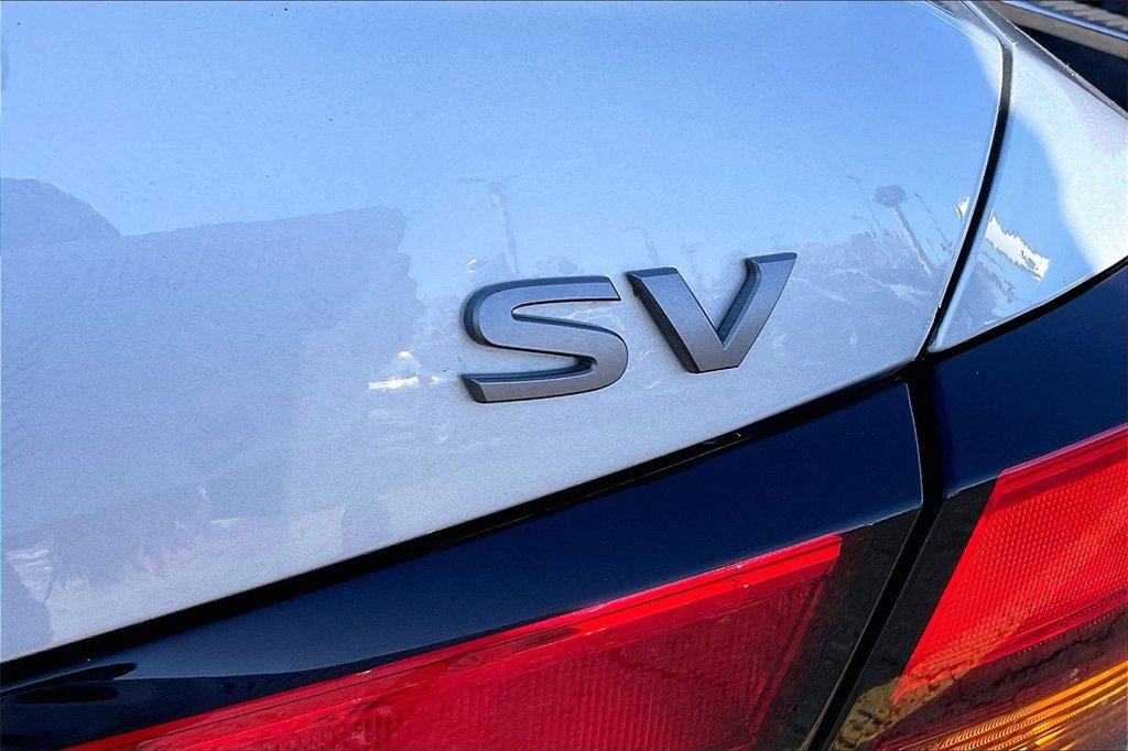 Used 2023 Nissan Altima 2.5 SV image 7